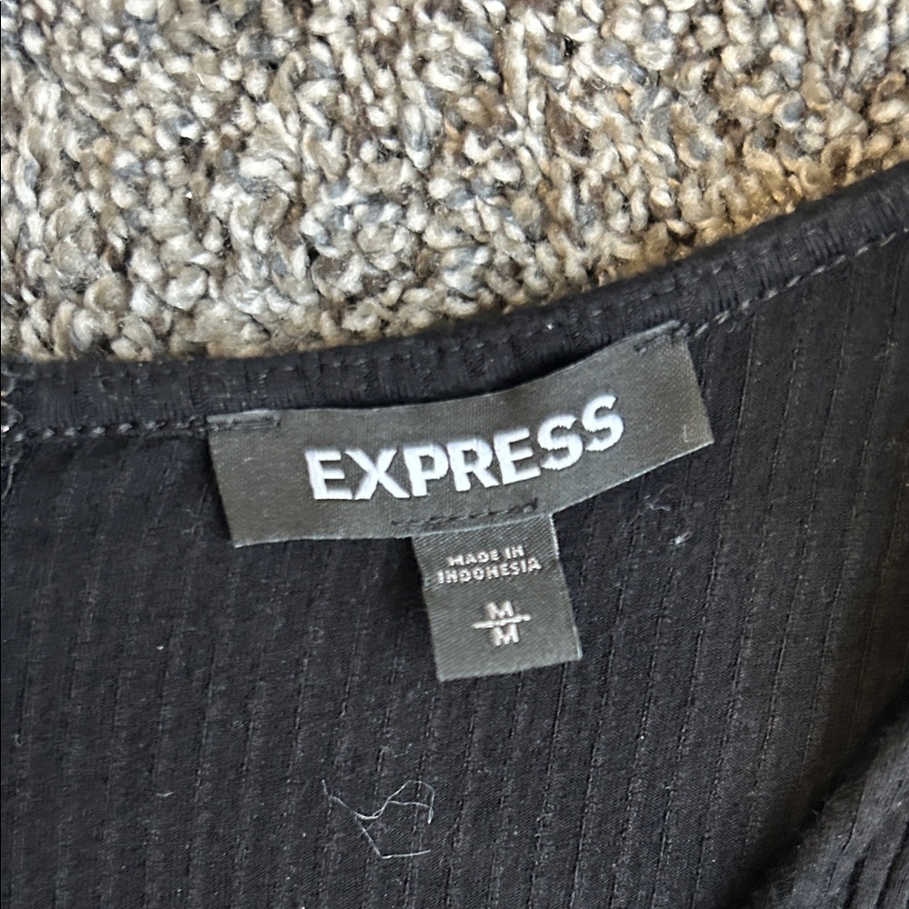 Express Black Ribbed Top - Picture 2 of 2